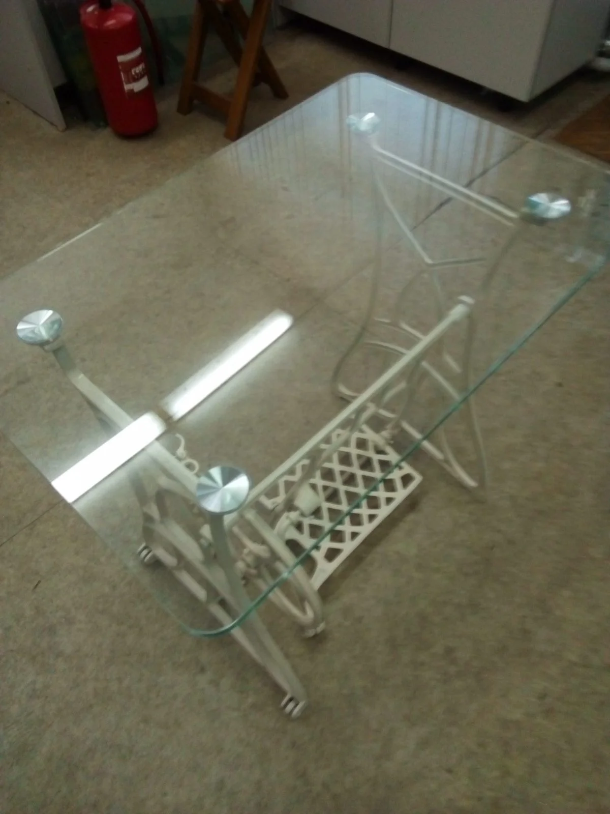 Стекло для стола